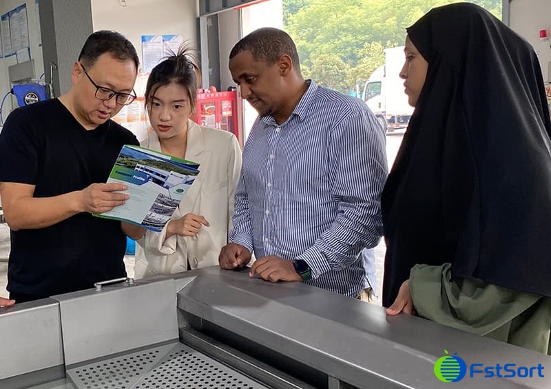 images/1698395126396fruit sorting grading line.jpg